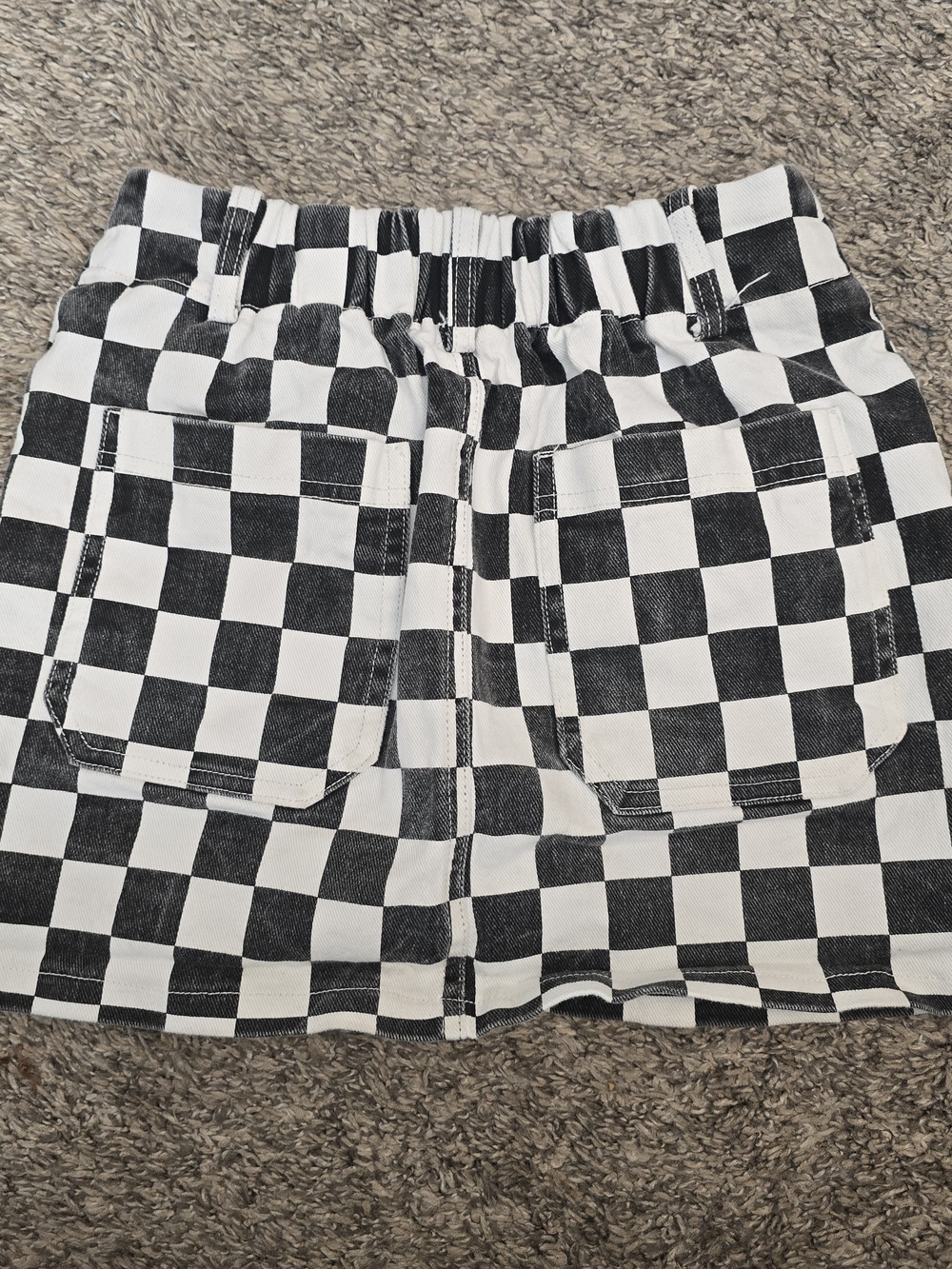 Modish Rose (FROM THE BUCKLE) Black & White Checkerboard Mini Skirt - Picture 2 of 3